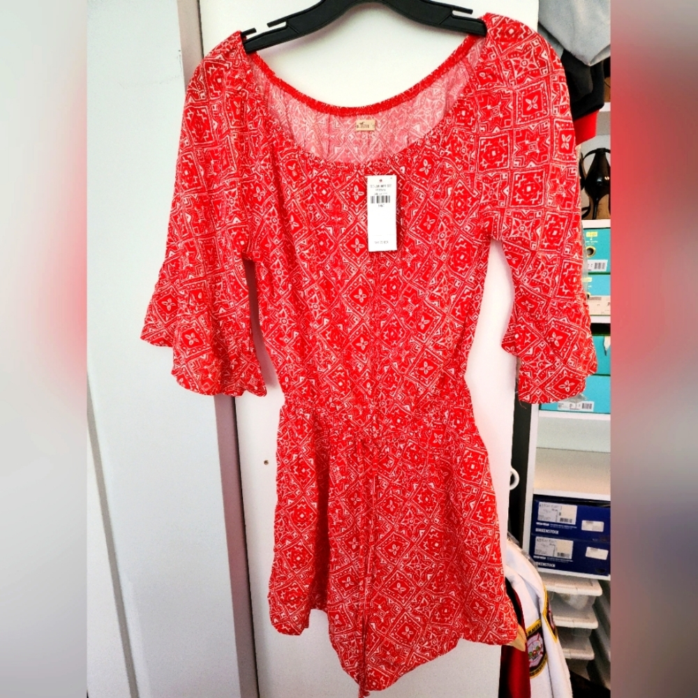 Juniors Hollister Romper